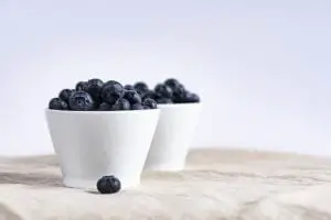 some blue berries